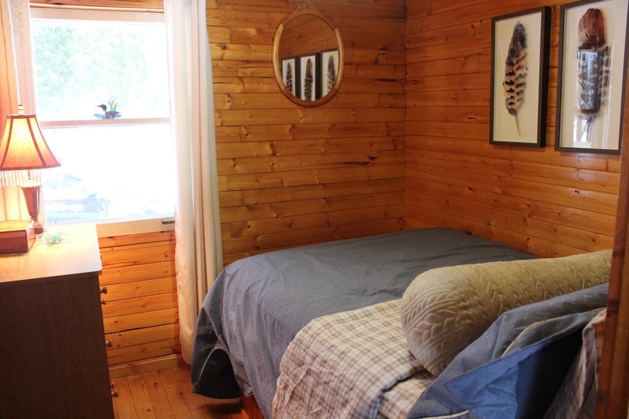 Lakefront Hope Lodge Miller Lake Екстер'єр фото