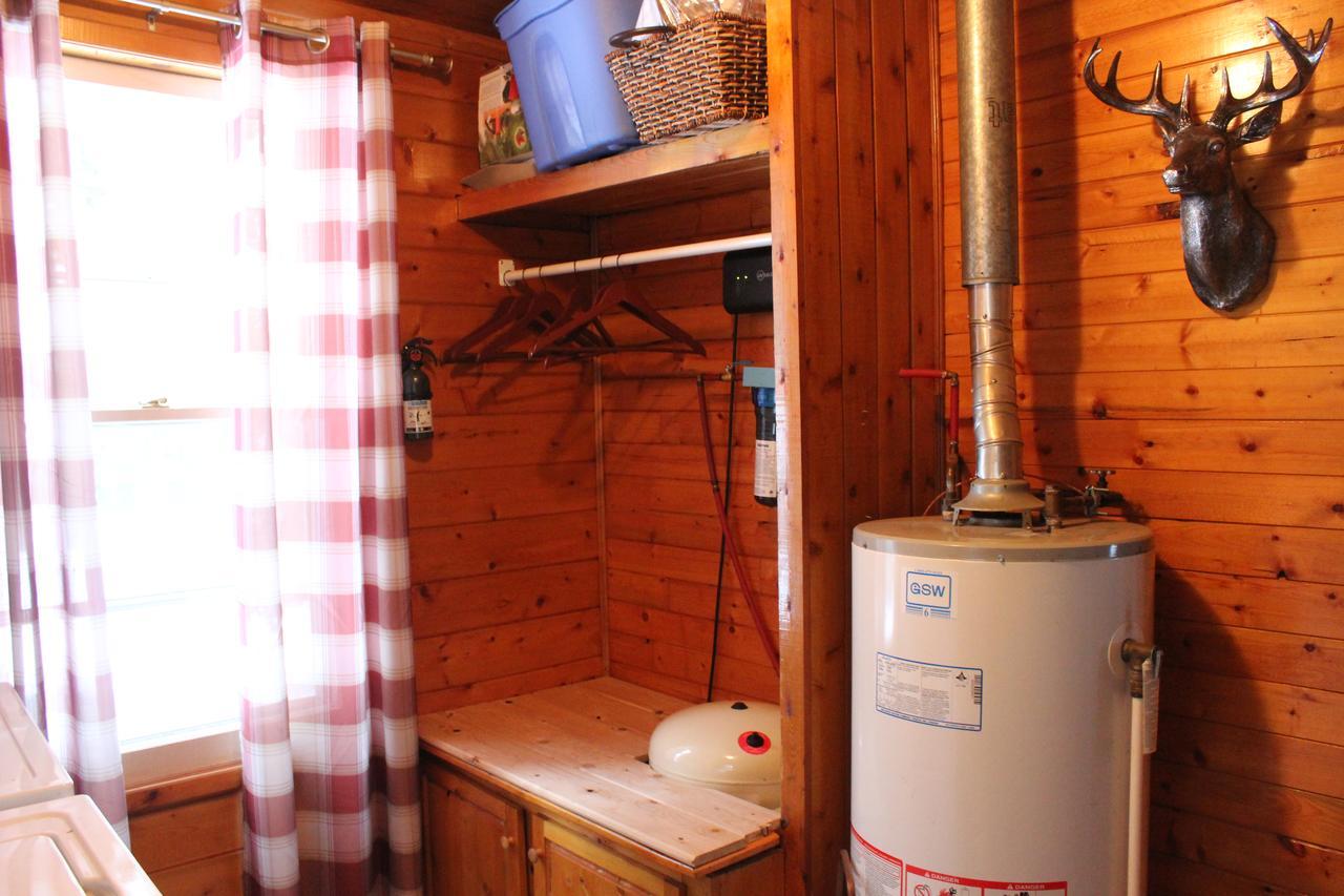 Lakefront Hope Lodge Miller Lake Екстер'єр фото