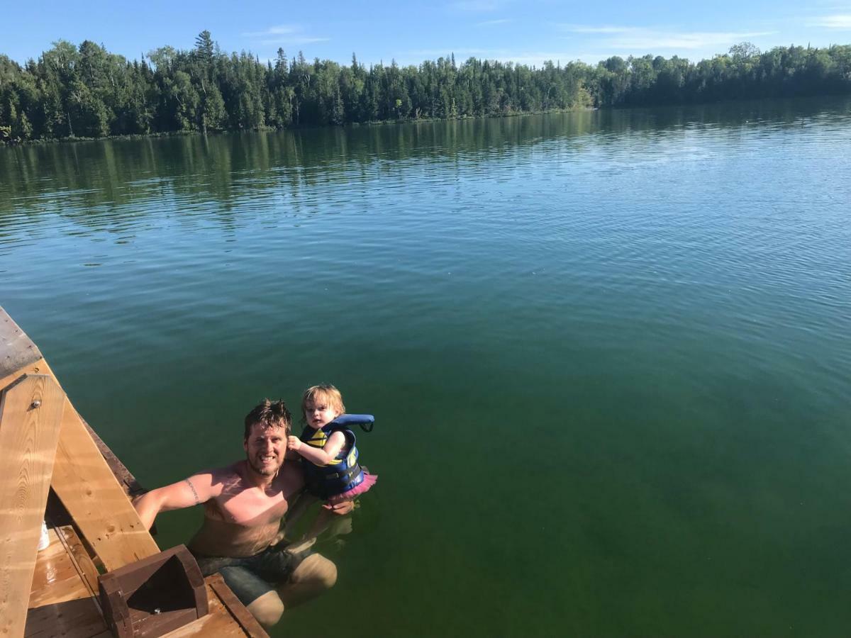 Lakefront Hope Lodge Miller Lake Екстер'єр фото